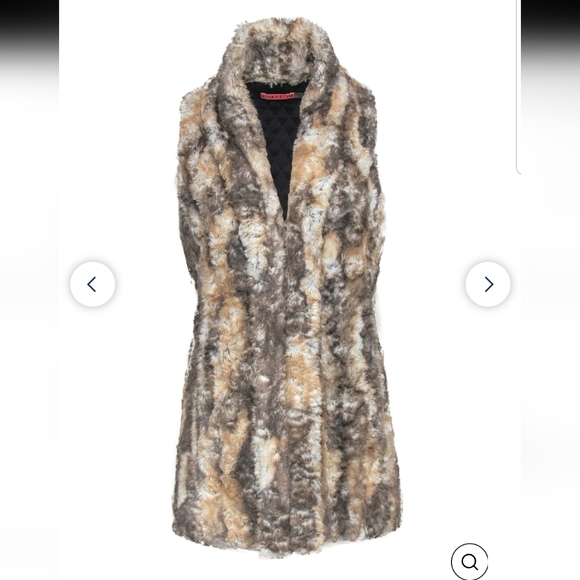 Alice + Olivia Jackets & Blazers - Alice + Olivia Tan White & Grey Marbled Faux Fur Open Vest Size Small
